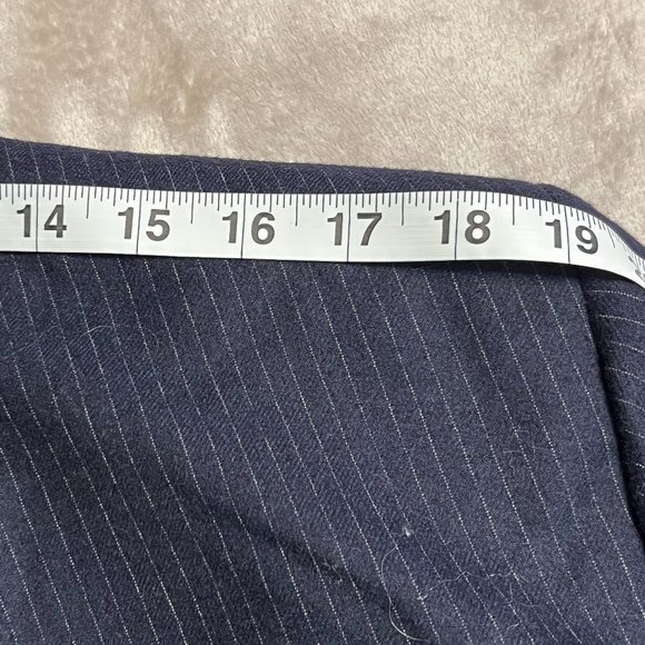Blazer Men's 100% Wool Navy Striped 2Button Jacket Made in Romania Size 42R - Picture 9 of 9